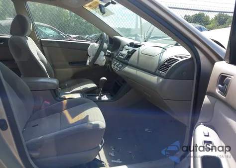 2005 Toyota Camry Le from USA, damaged, VIN 4T1BE32K15U945867